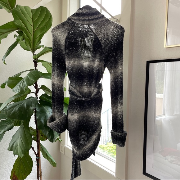 OBEY cardigan sweater - Picture 2 of 3